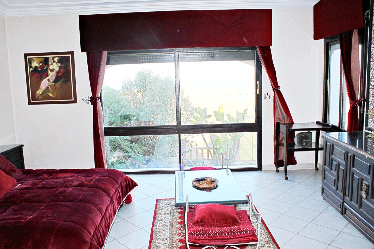 Вилла Aux Moules De Harhoura Rabat Экстерьер фото