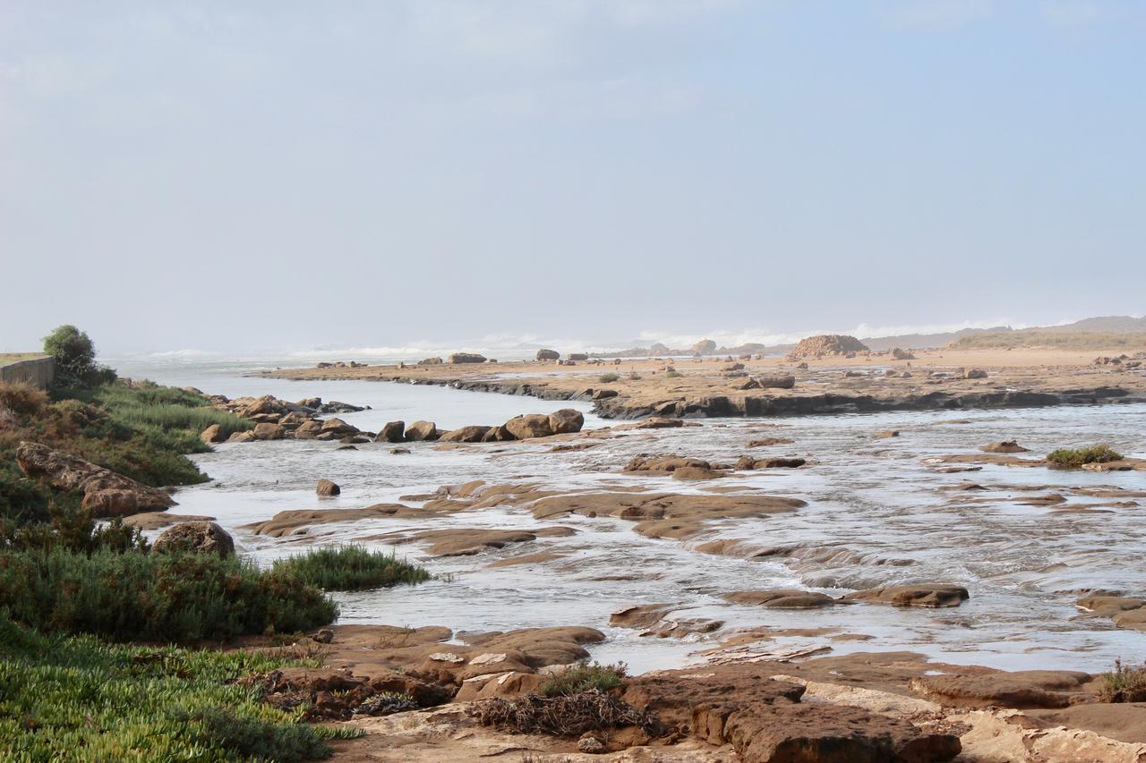 Вилла Aux Moules De Harhoura Rabat Экстерьер фото